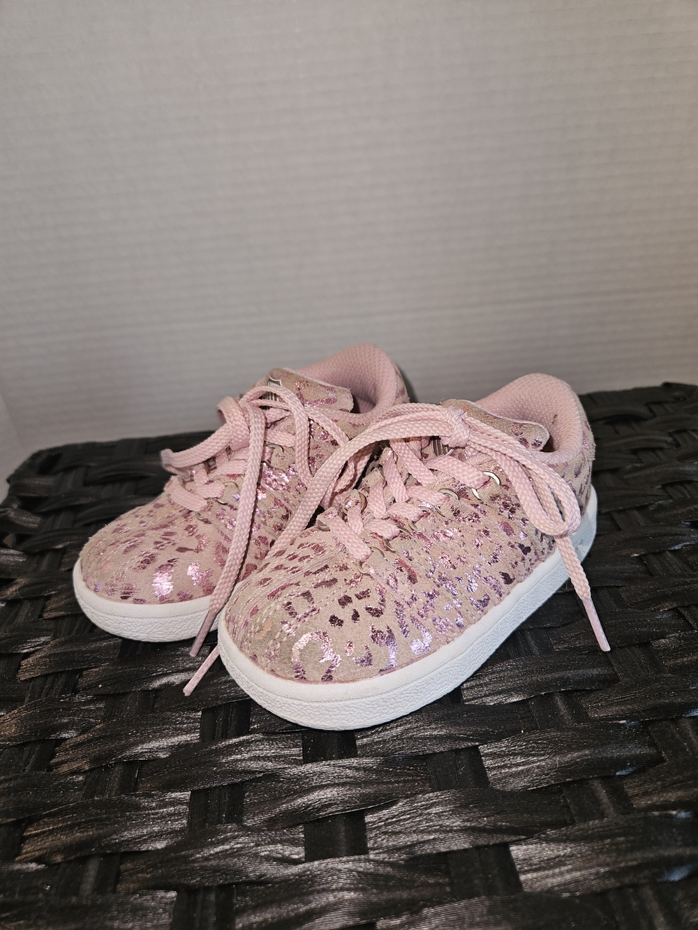 Skechers Pink Glitter Leopard Kids Lace-Up Sneakers